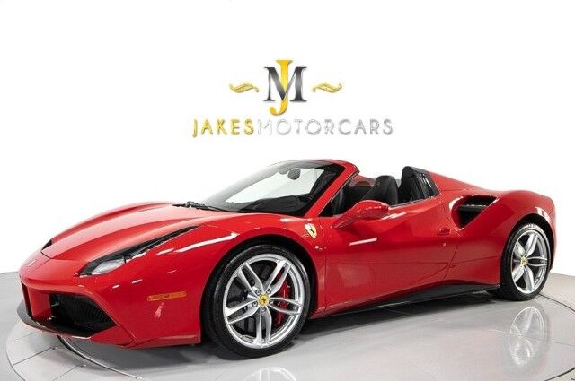 2017 Ferrari 488 Spider *ONLY 6700 MILES* *CARBON FIBER EXTERIOR PKG* *DAYTONAS* *1-OWNER* *$70,000 IN OPTIONS* San Diego CA