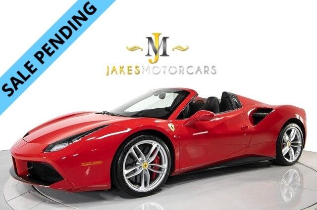 2017 Ferrari 488 Spider *ONLY 6700 MILES* *CARBON FIBER EXTERIOR PKG* *DAYTONAS* *1-OWNER* *$70,000 IN OPTIONS* San Diego CA