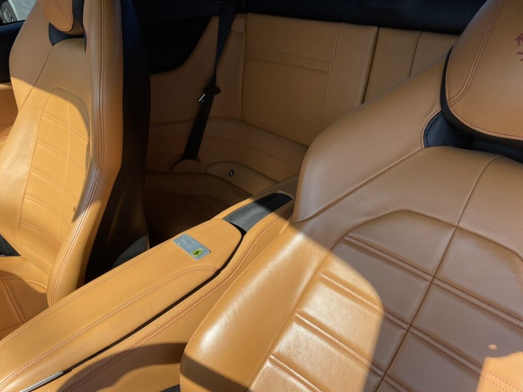 2017 Ferrari CALIFORNIA T BEAUTIFUL CAR~WELL MAINTAINED~CLEAN CARFAX~SERVICE RECORDS~ONLIN Sarasota FL