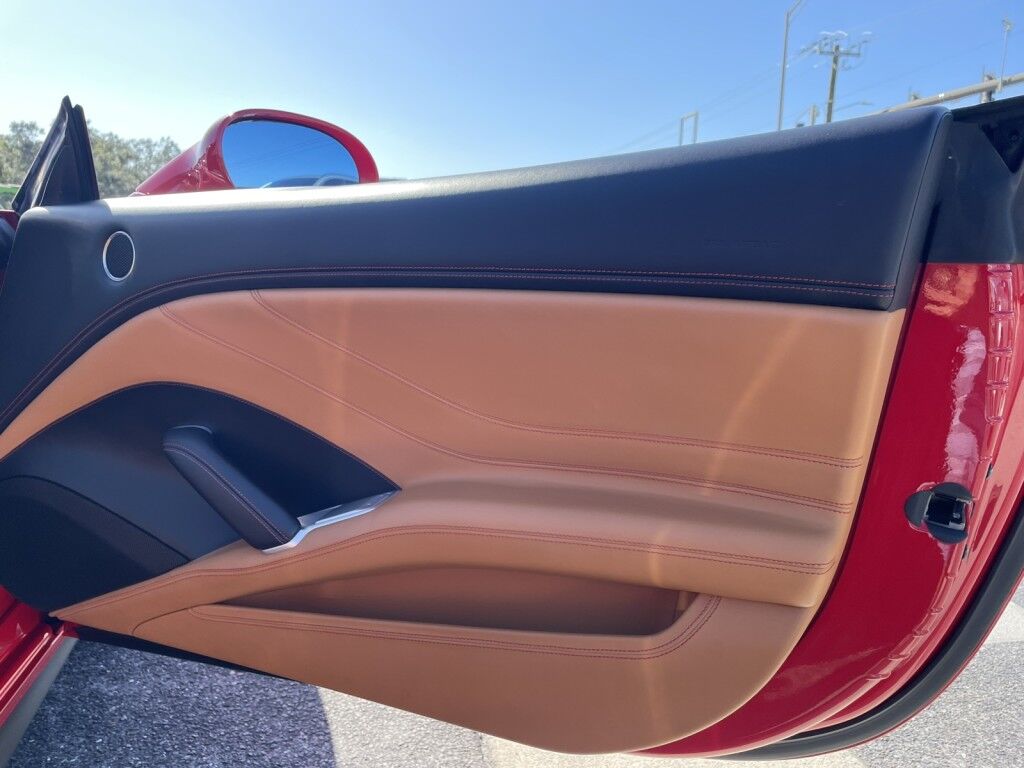 2017 Ferrari CALIFORNIA T BEAUTIFUL CAR~WELL MAINTAINED~CLEAN CARFAX~SERVICE RECORDS~ONLIN Sarasota FL