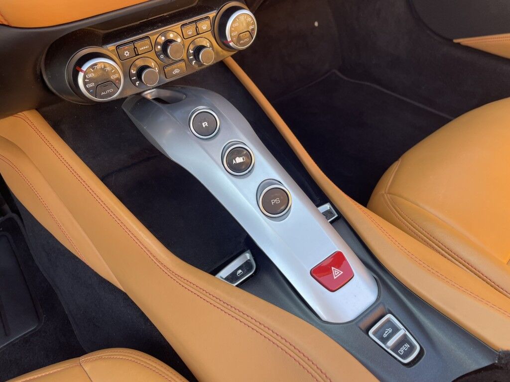 2017 Ferrari CALIFORNIA T BEAUTIFUL CAR~WELL MAINTAINED~CLEAN CARFAX~SERVICE RECORDS~ONLIN Sarasota FL