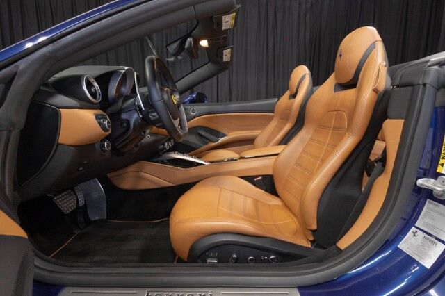 2017 Ferrari California T ($241,996 MSRP) *SPECIAL HANDLING PACKAGE* *1-OWNER* *JUST SERVI San Diego CA