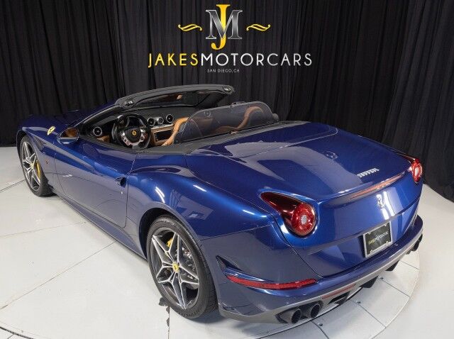 2017 Ferrari California T ($241,996 MSRP) *SPECIAL HANDLING PACKAGE* *1-OWNER* *JUST SERVI San Diego CA