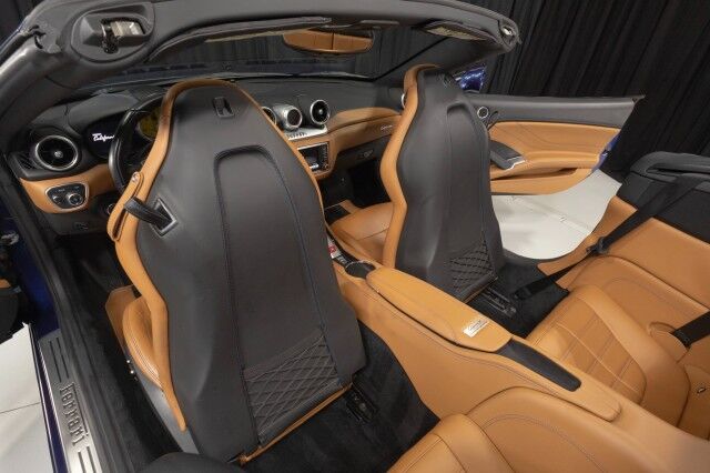 2017 Ferrari California T ($241,996 MSRP) *SPECIAL HANDLING PACKAGE* *1-OWNER* *JUST SERVI San Diego CA