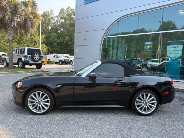 2017 Fiat 124 Spider Lusso
