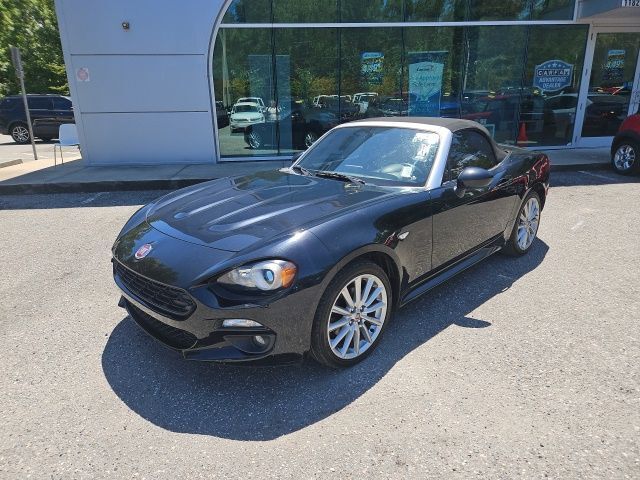 2017 Fiat 124 Spider Lusso