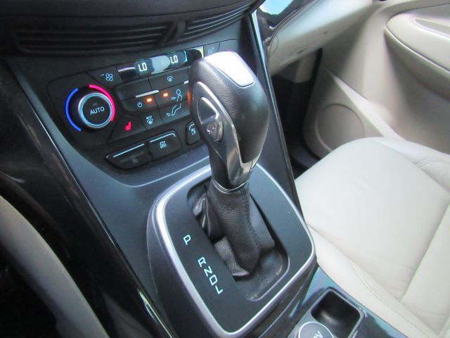 2017 Ford C-Max Hybrid Titanium Plano TX