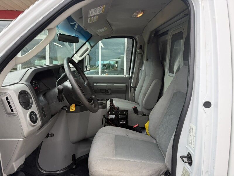 2017 Ford E-350 V10 KUV Utility Collinsville OK