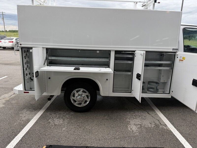2017 Ford E-350 V10 KUV Utility Collinsville OK