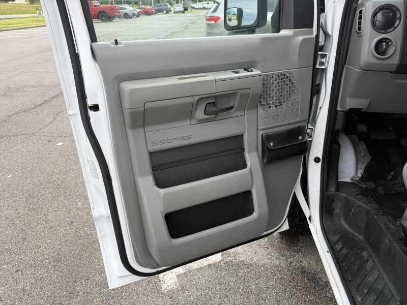 2017 Ford E-350 V10 KUV Utility Collinsville OK