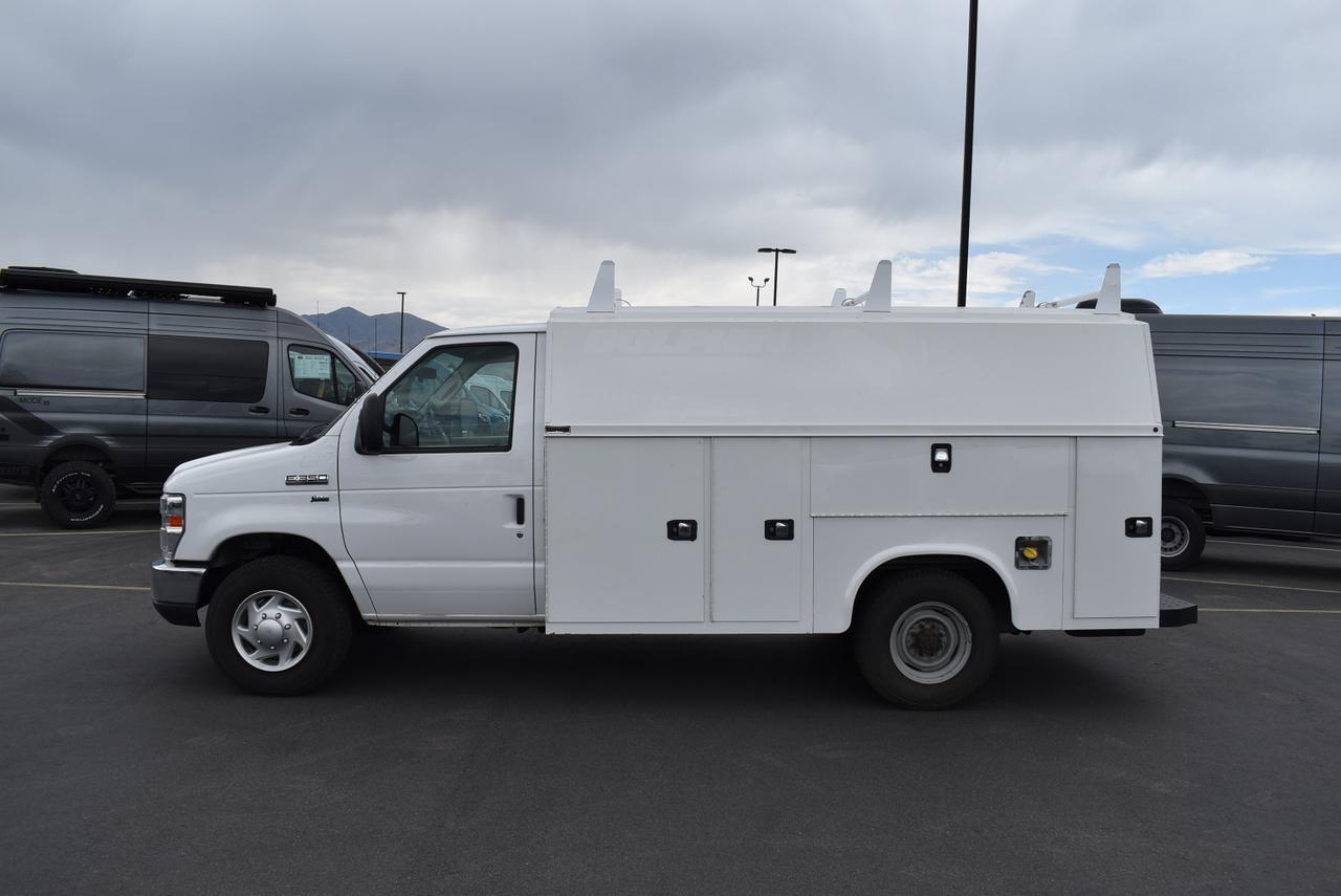 2017 Ford E-350 photo 4