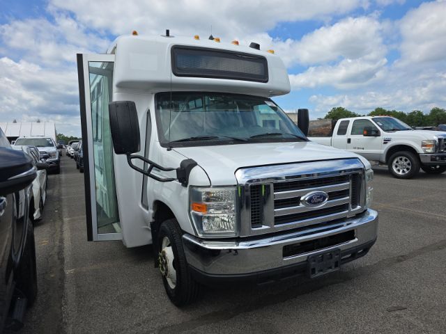 2017 Ford E-450 CUTAWAY Charlotte NC