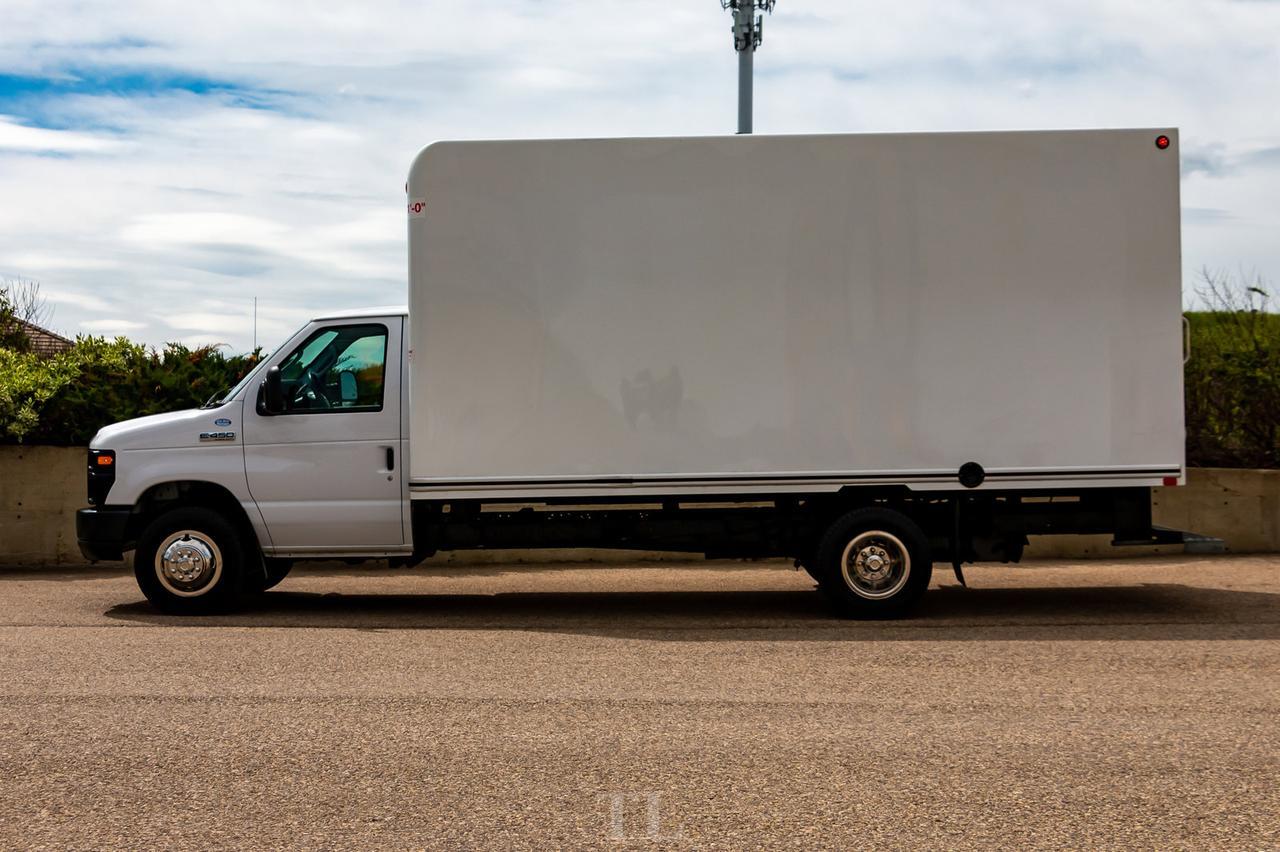 2017 Ford E-450 Cutaway 16 Ft Cube Van Red Deer AB