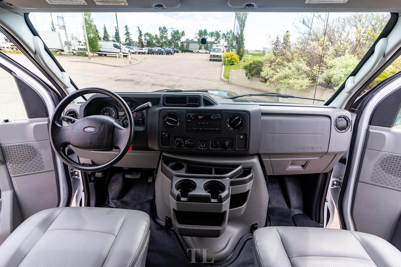 2017 Ford E-450 Cutaway 16 Ft Cube Van Red Deer AB