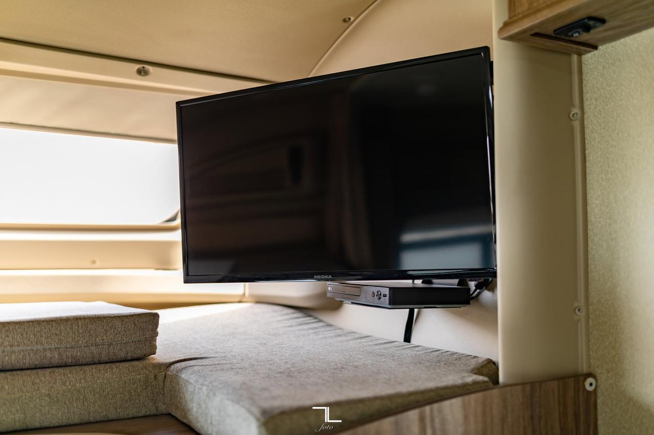 2017 Ford E-450 Jayco Greyhawk Prestige 32 Ft. Red Deer AB