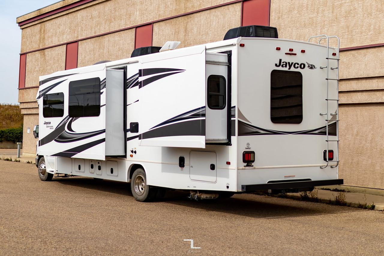 2017 Ford E-450 Jayco Greyhawk Prestige 32 Ft. Red Deer AB