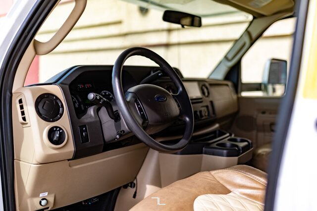 2017 Ford E-450 Jayco Greyhawk Prestige 32 Ft. Red Deer AB