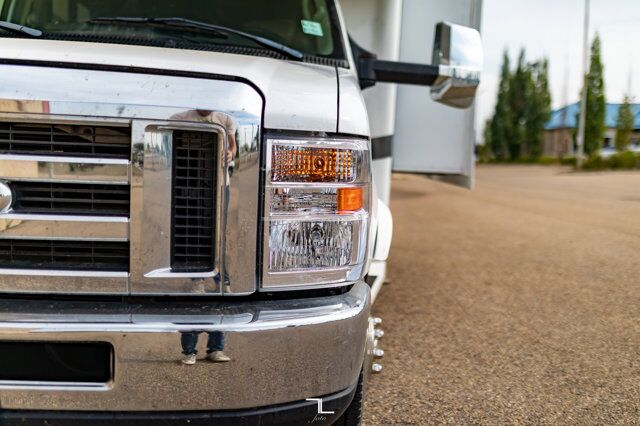 2017 Ford E-450 Jayco Greyhawk Prestige 32 Ft. Red Deer AB