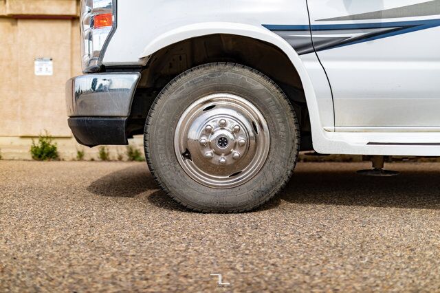 2017 Ford E-450 Jayco Greyhawk Prestige 32 Ft. Red Deer AB