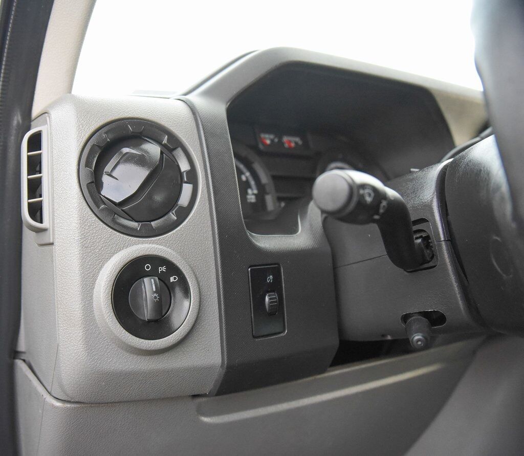 2017 Ford E-450SD Base Akron OH