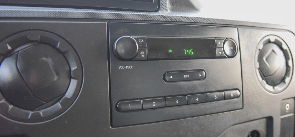 2017 Ford E-450SD Base Akron OH