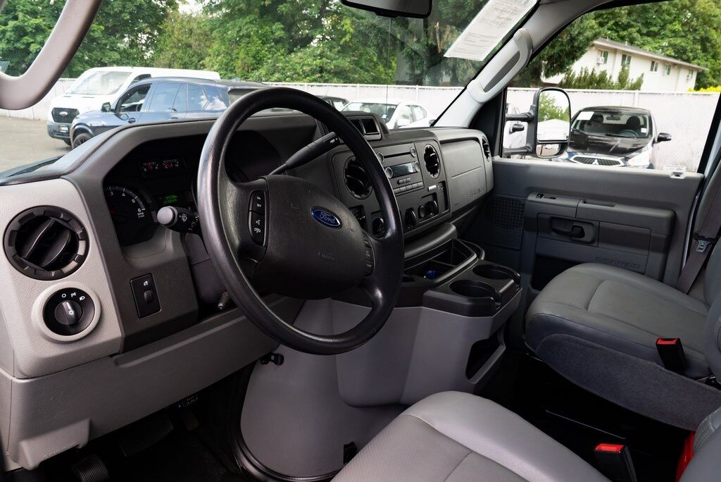 2017 Ford E-450SD Base Milwaukie OR