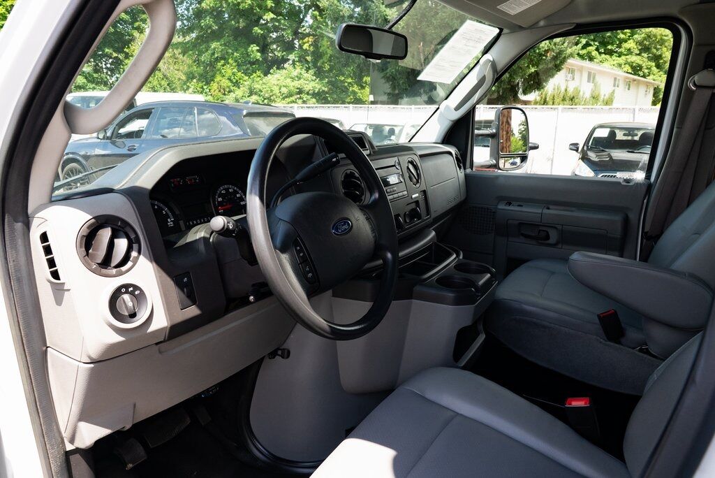 2017 Ford E-450SD Base Milwaukie OR