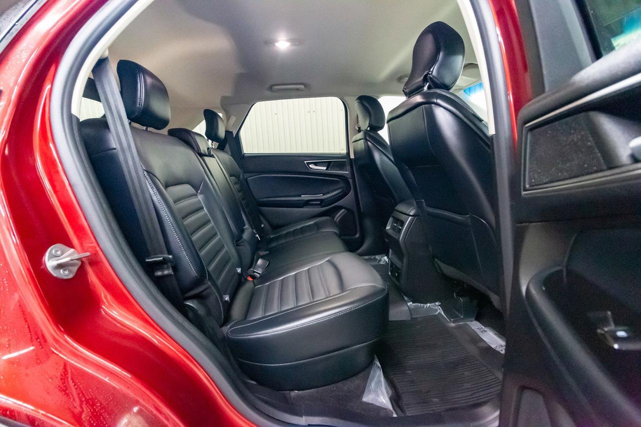 2017 Ford Edge AWD SEL Leather Nav BCam Red Deer AB