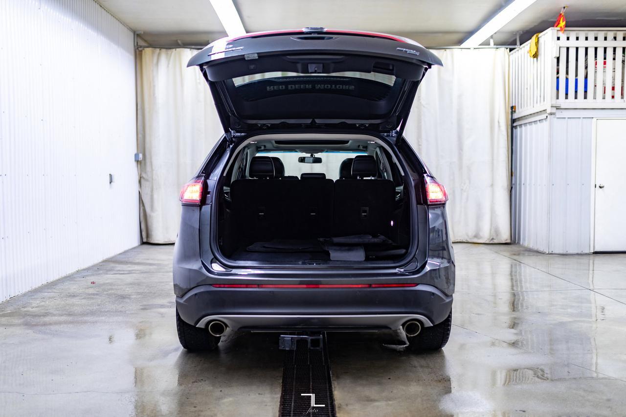 2017 Ford Edge AWD SEL Leather Roof Nav BCam Red Deer AB