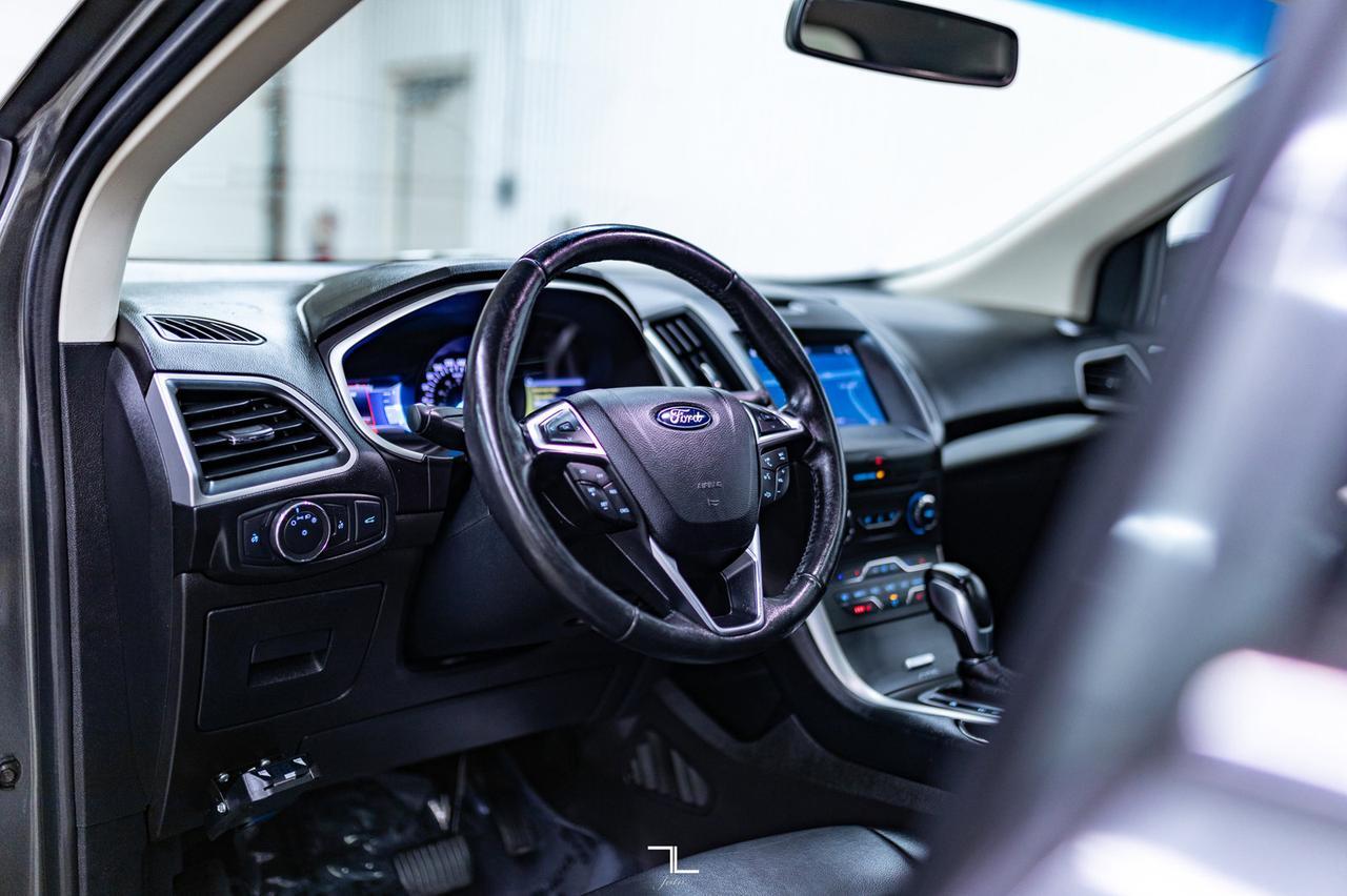 2017 Ford Edge AWD SEL Leather Roof Nav BCam Red Deer AB