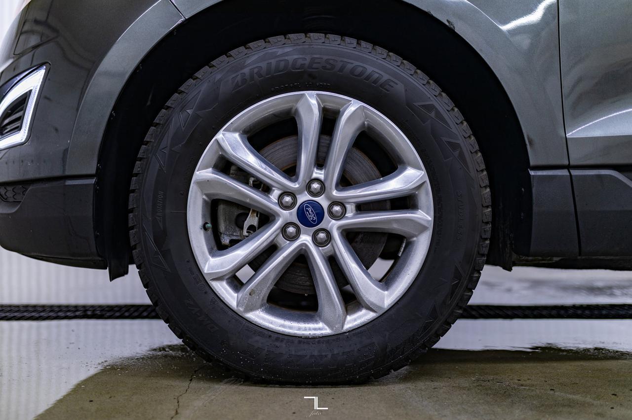 2017 Ford Edge AWD SEL Leather Roof Nav BCam Red Deer AB