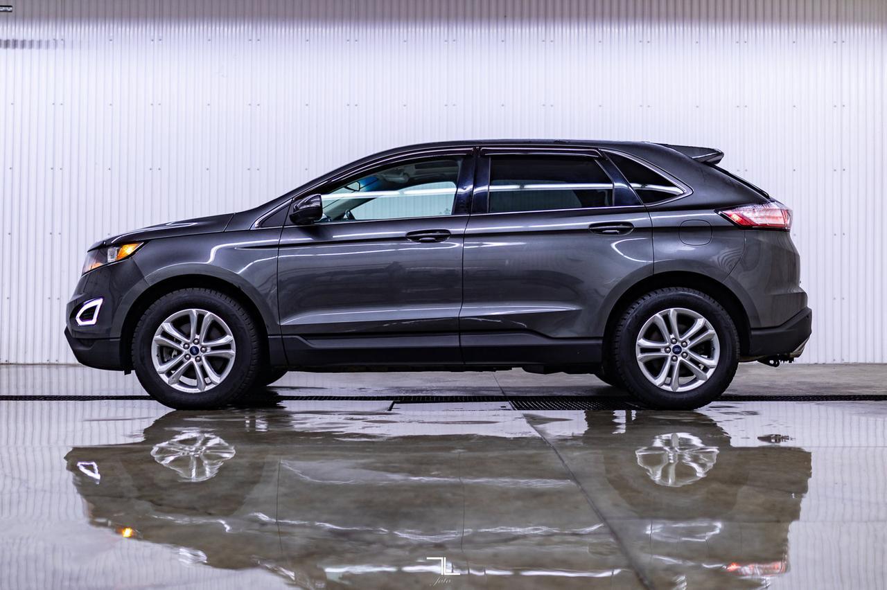 2017 Ford Edge AWD SEL Leather Roof Nav BCam Red Deer AB