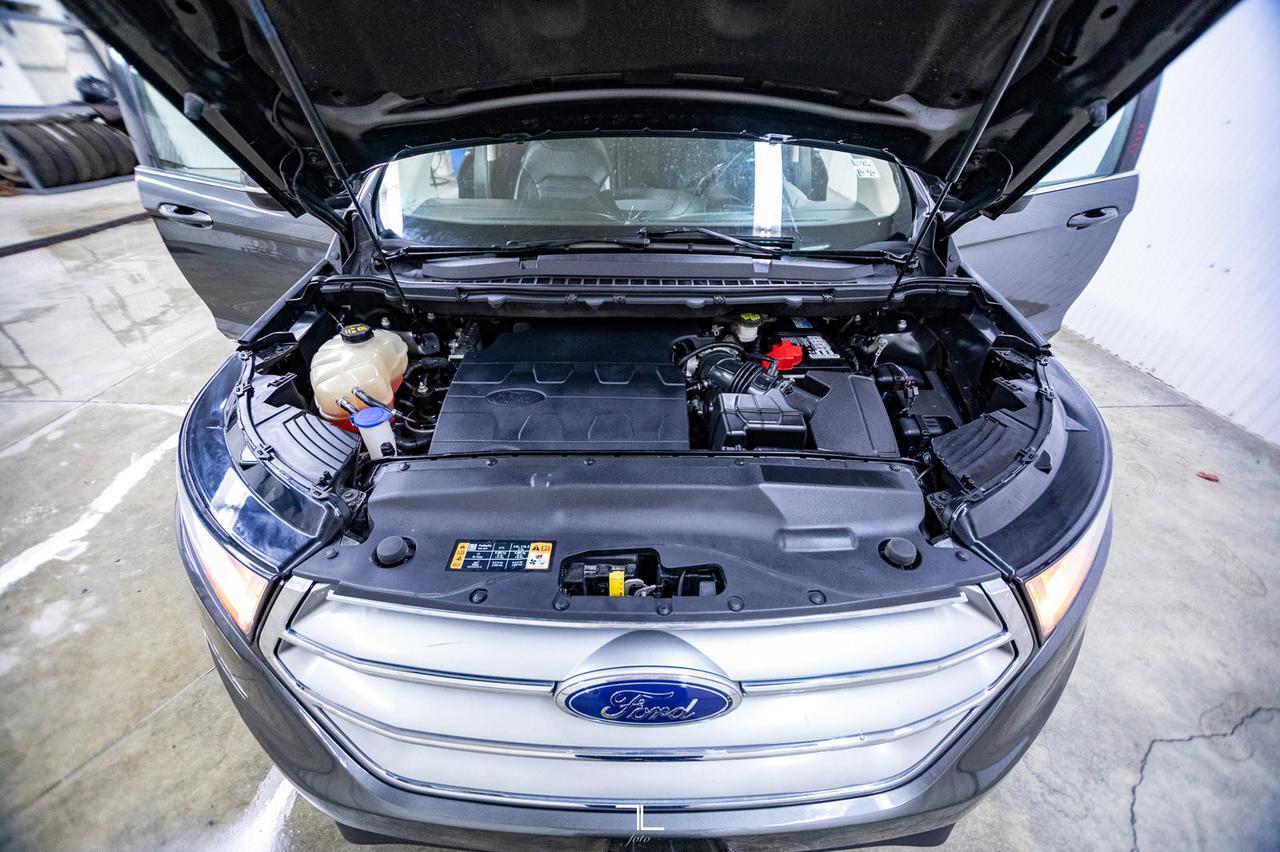 2017 Ford Edge AWD SEL Leather Roof Nav BCam Red Deer AB