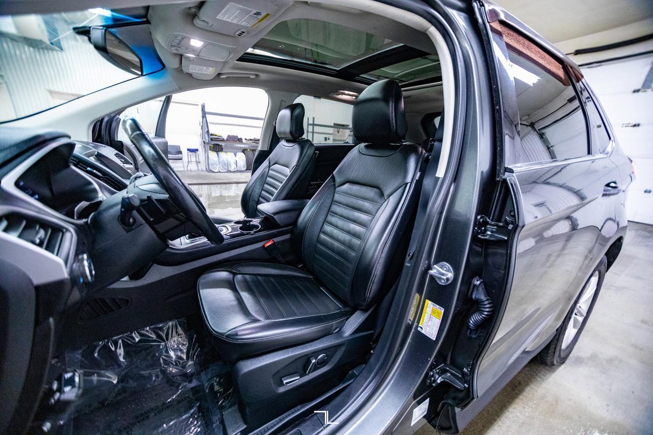2017 Ford Edge AWD SEL Leather Roof Nav BCam Red Deer AB