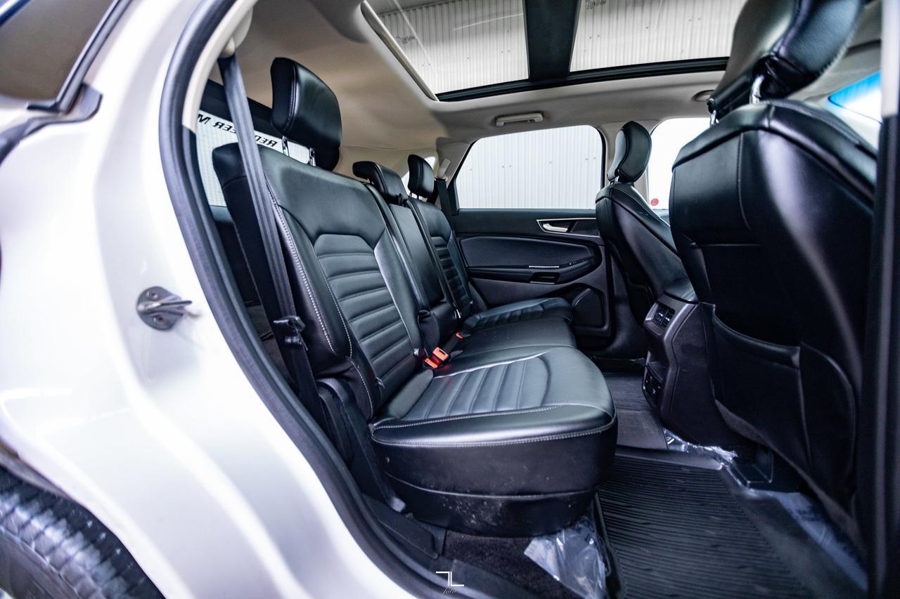 2017 Ford Edge AWD SEL Leather Roof Nav BCam Red Deer AB