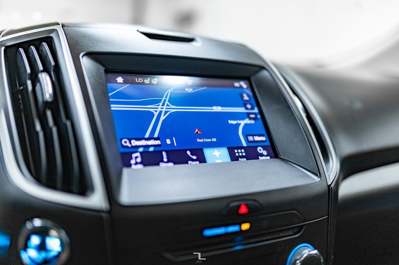 2017 Ford Edge AWD SEL Leather Roof Nav BCam Red Deer AB