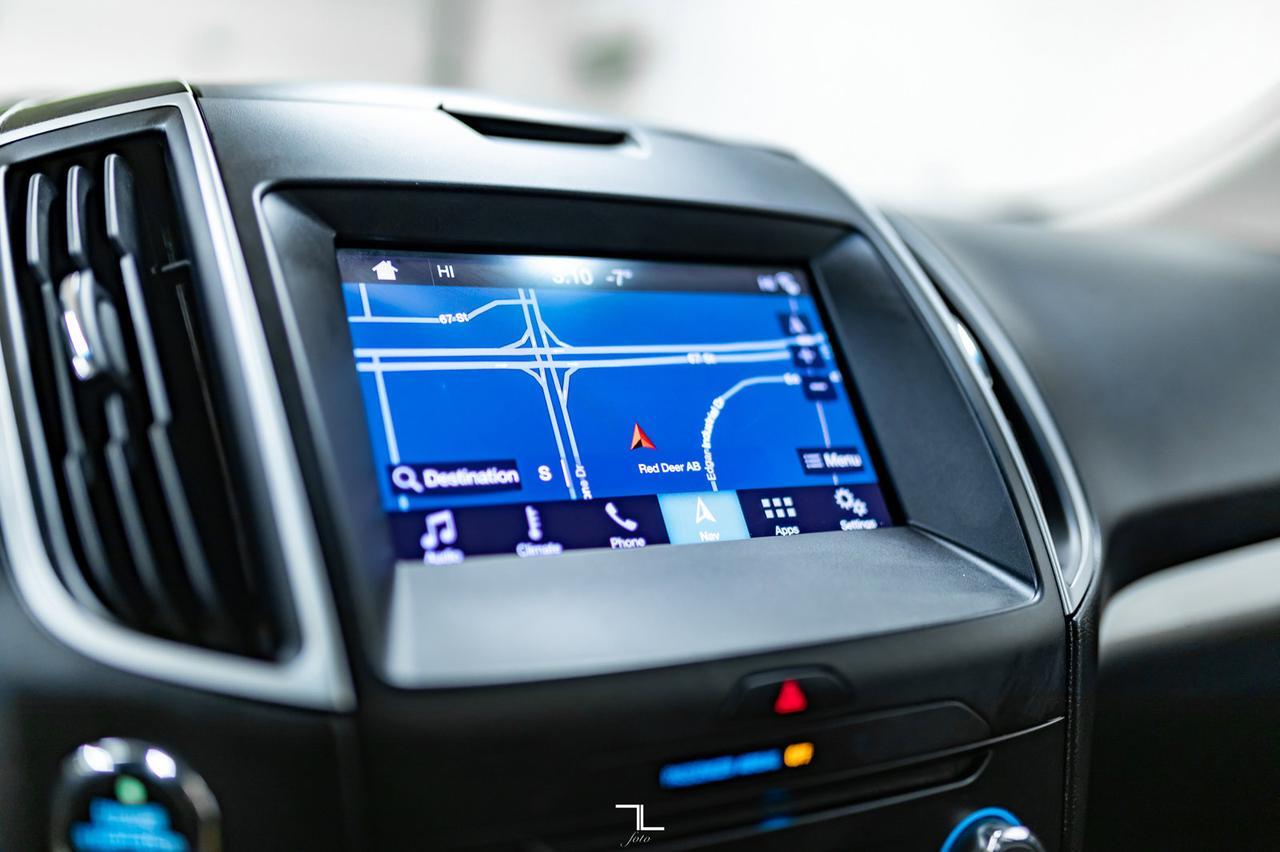 2017 Ford Edge AWD SEL Leather Roof Nav BCam Red Deer AB