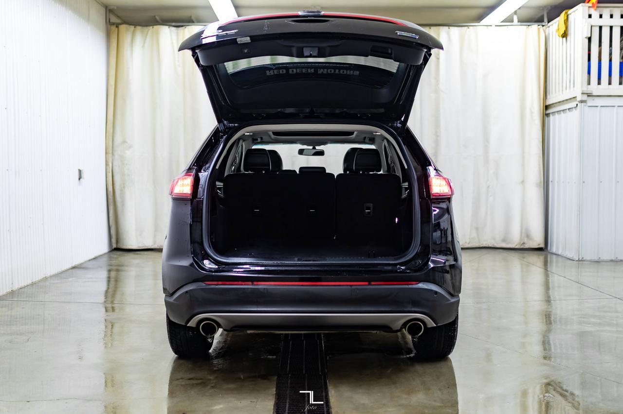 2017 Ford Edge AWD SEL Leather Roof Nav BCam Red Deer AB