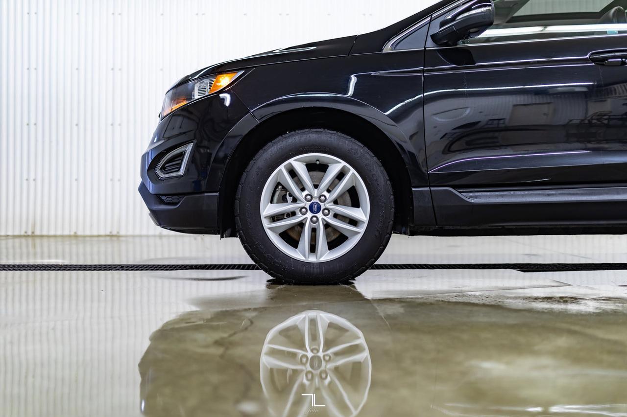 2017 Ford Edge AWD SEL Leather Roof Nav BCam Red Deer AB