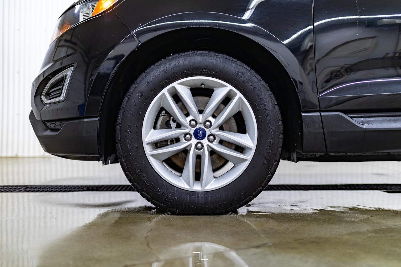 2017 Ford Edge AWD SEL Leather Roof Nav BCam Red Deer AB