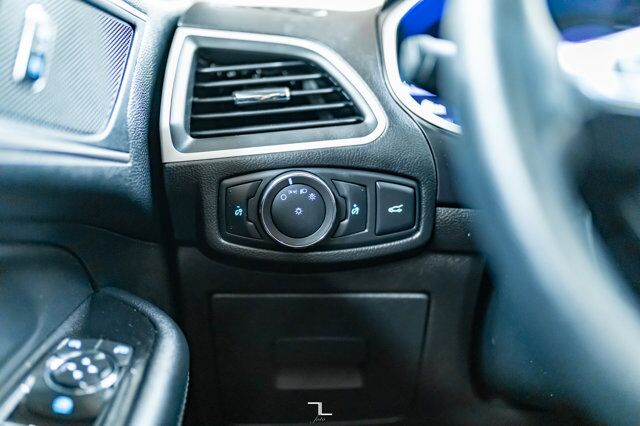 2017 Ford Edge AWD SEL Leather Roof Nav BCam Red Deer AB