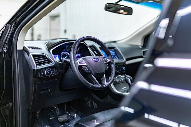 2017 Ford Edge AWD SEL Leather Roof Nav BCam Red Deer AB