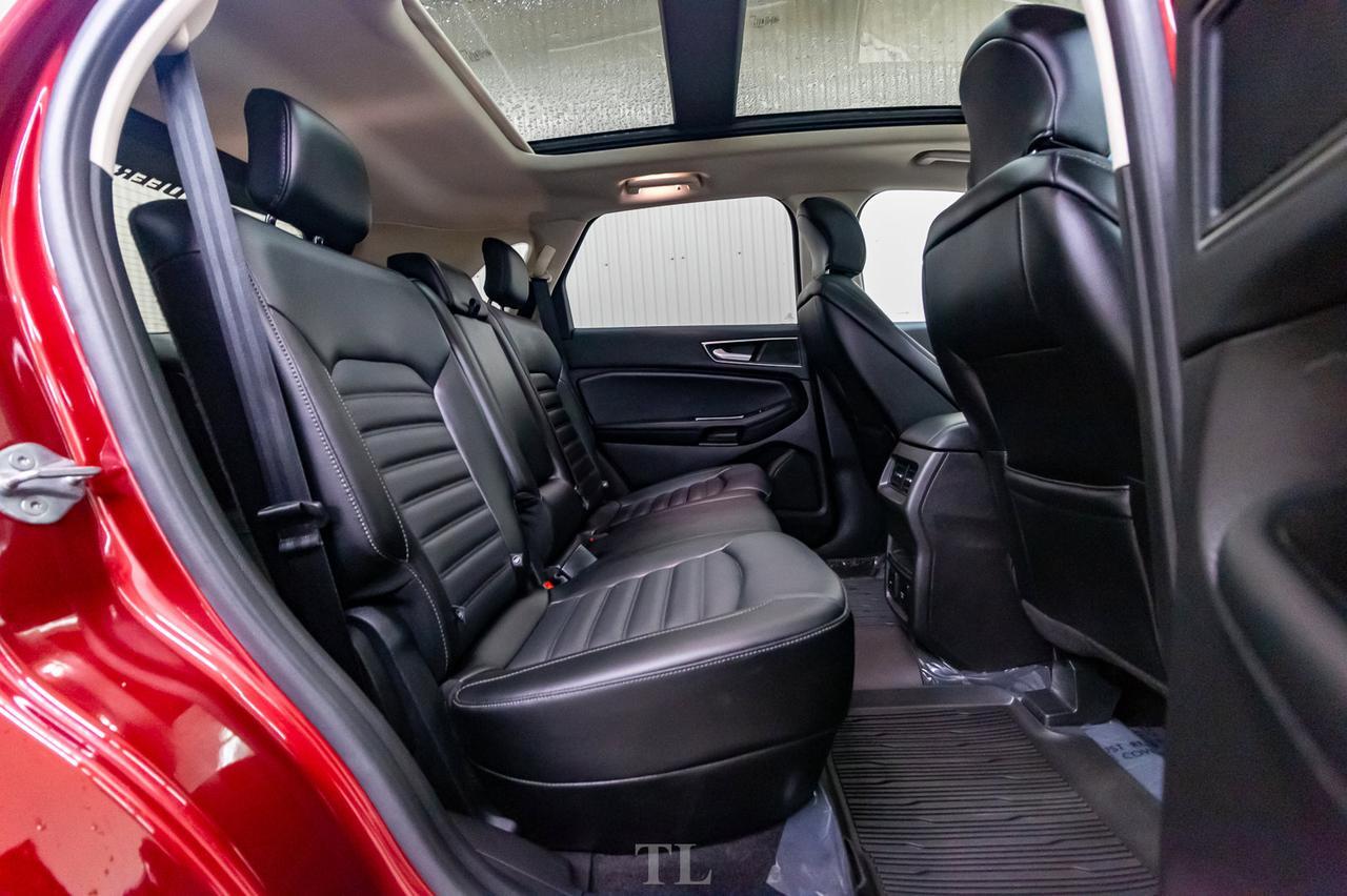 2017 Ford Edge AWD SEL Leather Roof Nav Red Deer AB