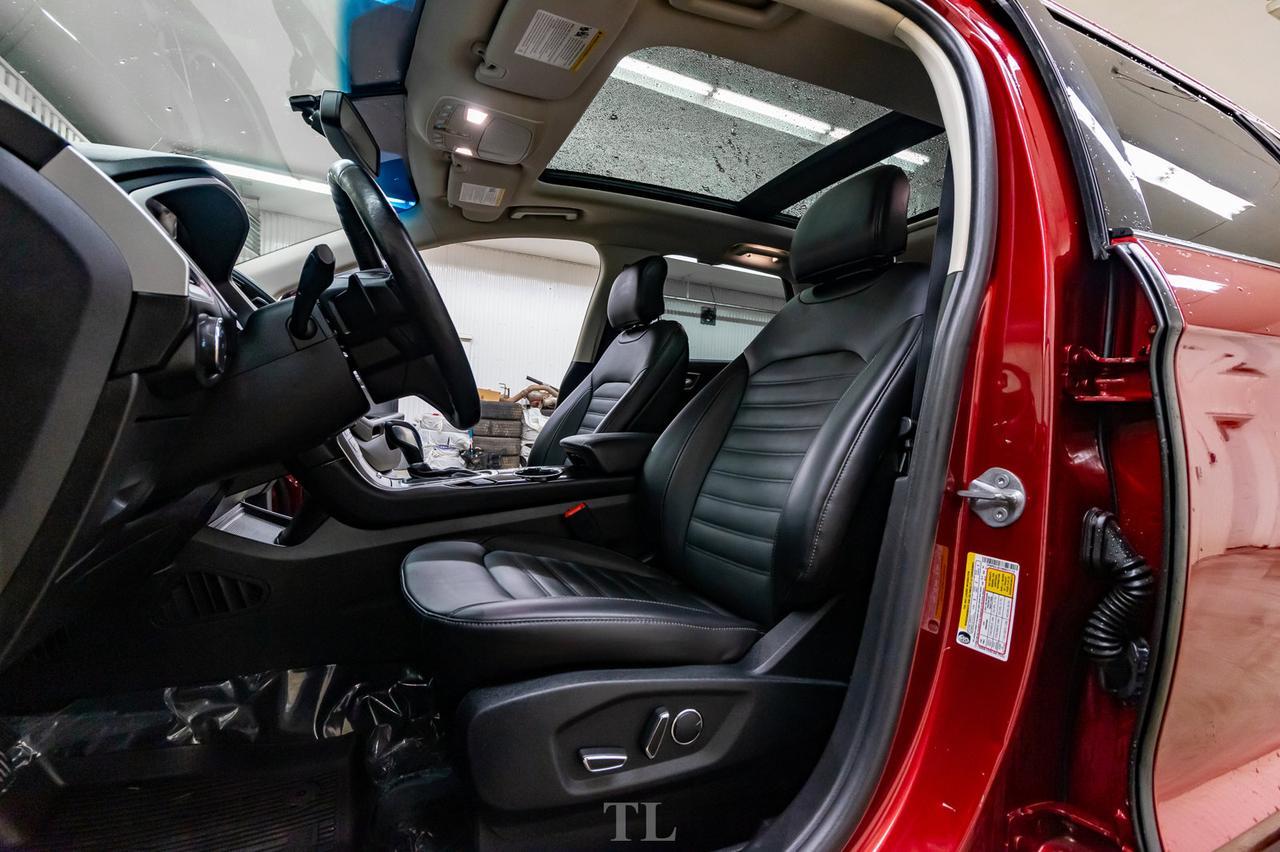 2017 Ford Edge AWD SEL Leather Roof Nav Red Deer AB