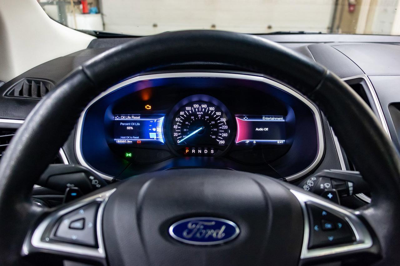 2017 Ford Edge AWD SEL Leather Roof Nav Red Deer AB