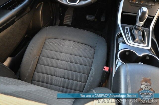 2017 Ford Edge SEL / AWD / Power Cloth Seats / Bluetooth / Back Up Camera / Cruise Control / Keyless Entry & Start / Alloy Wheels / 27 MPG / Tow Pkg / 1-Owner Anchorage AK
