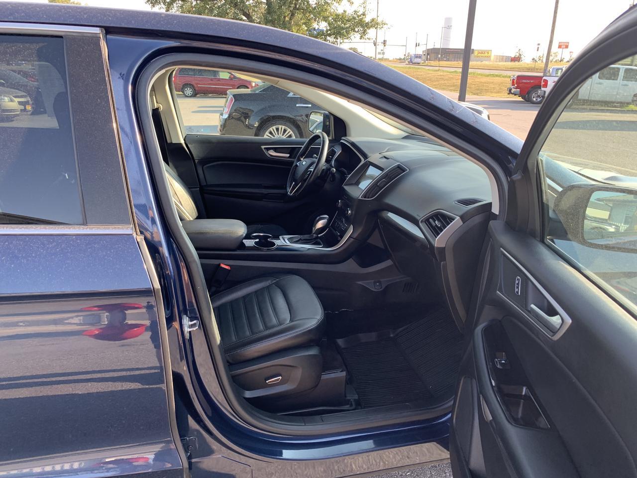 2017 Ford Edge SEL Sport Utility 4D Aurora MO