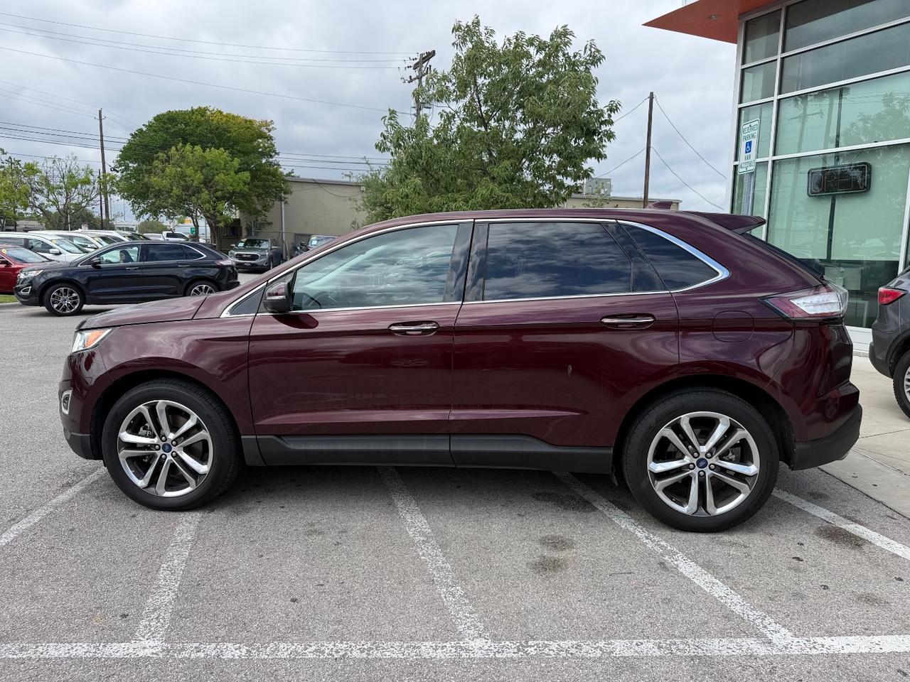 2017 Ford Edge Titanium