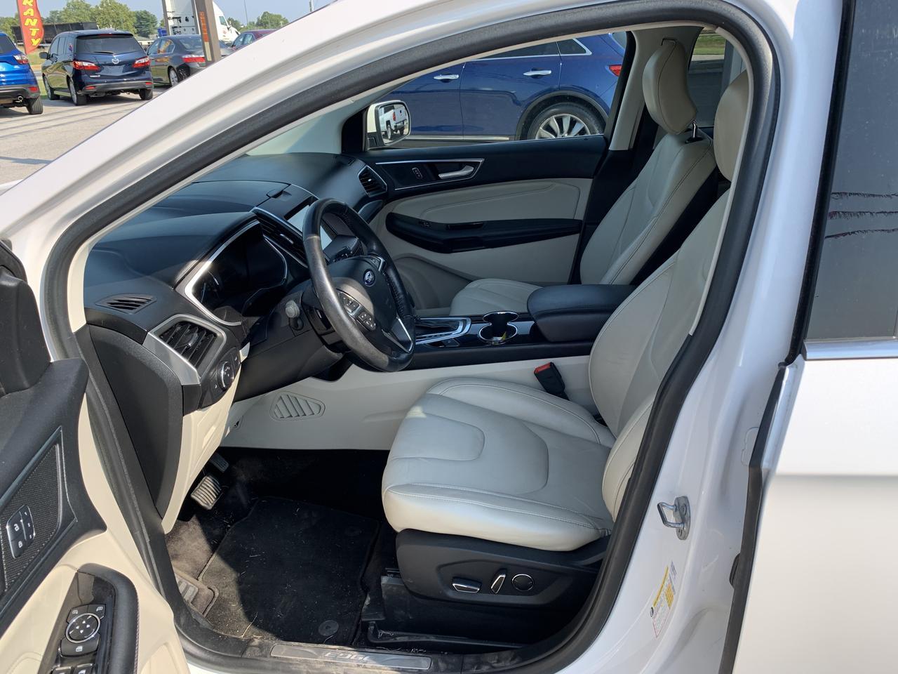 2017 Ford Edge Titanium Sport Utility 4D Aurora MO