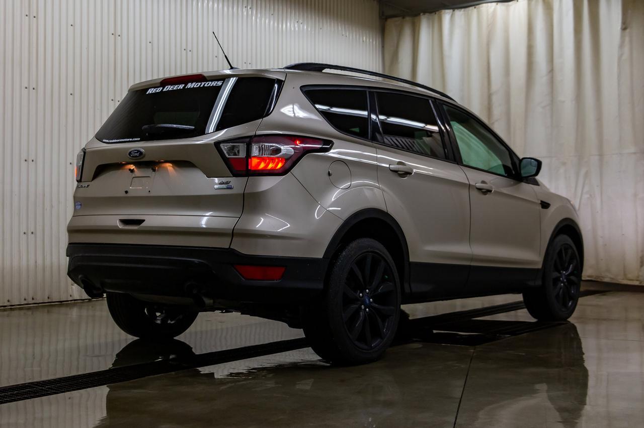2017 Ford Escape AWD SE Appearance Pkg. Nav BCam Red Deer AB